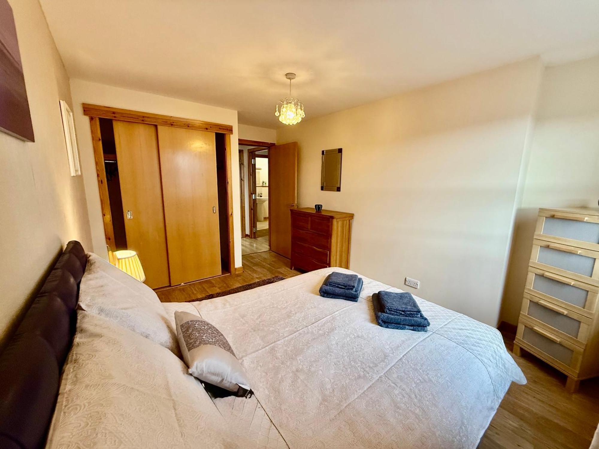 Azim And Suzi'S City Centre Apartment Inverness Exterior foto