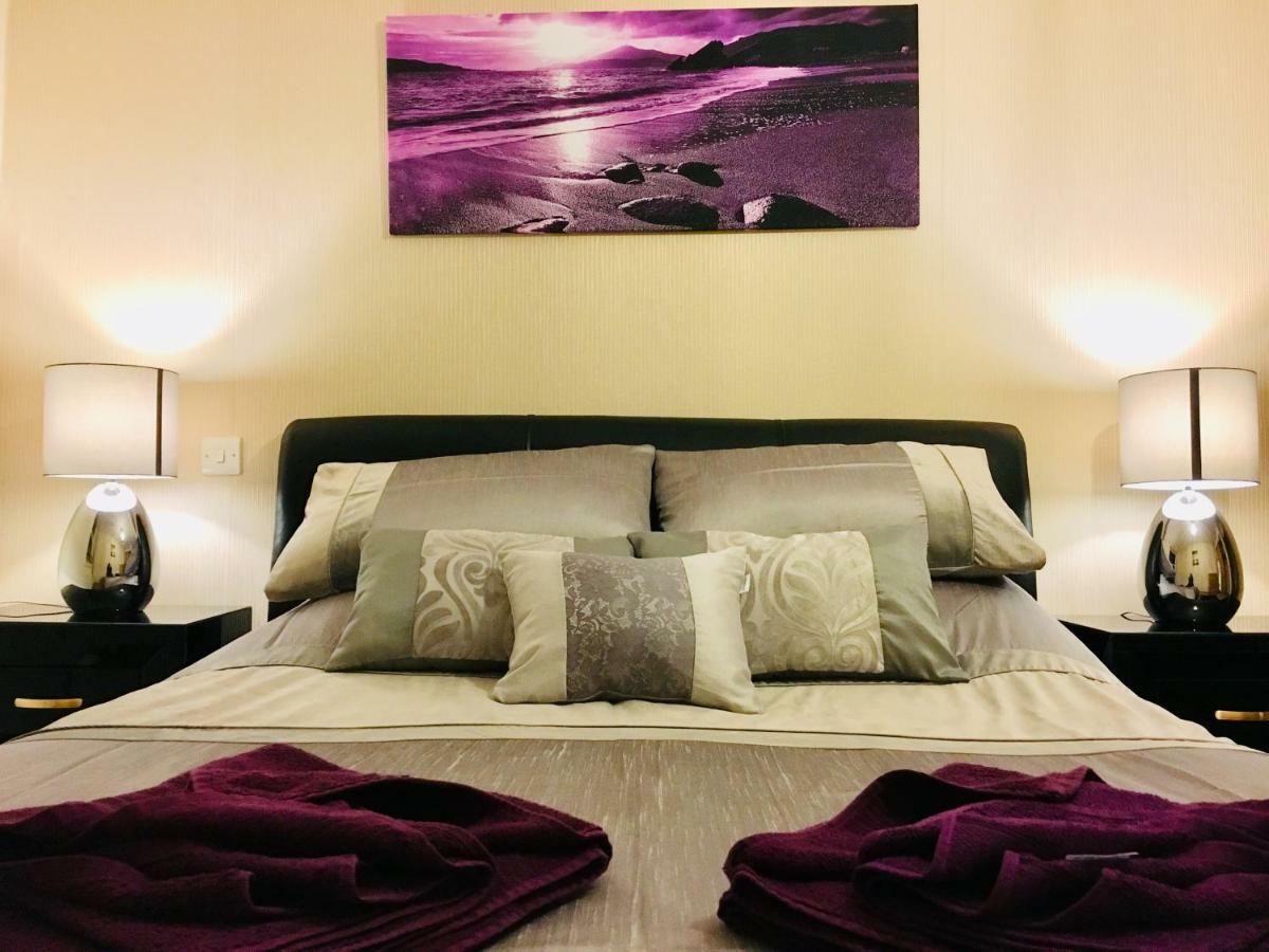 Azim And Suzi'S City Centre Apartment Inverness Exterior foto